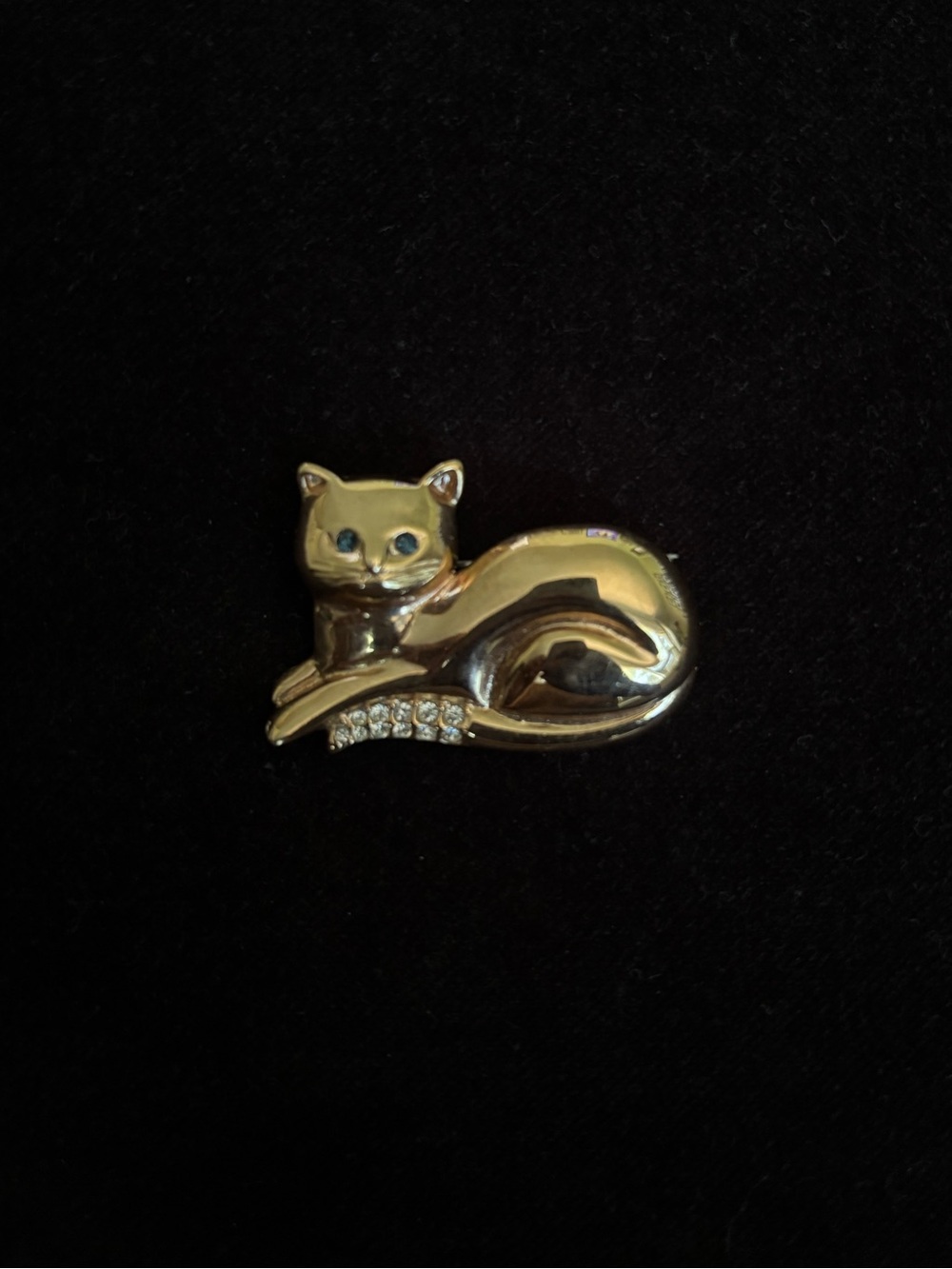 Vintage Krementz Gold Cat Pin Brooch